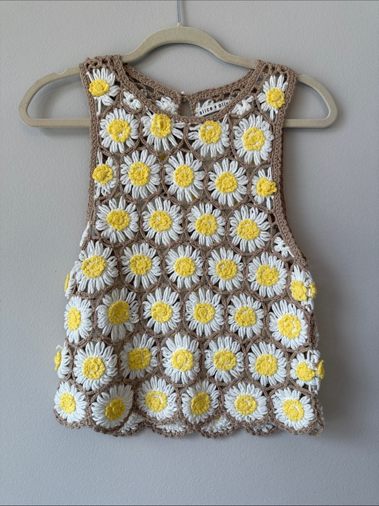 Alice + Olivia Tops - Alice + Olivia Crochet Daisy Tank
